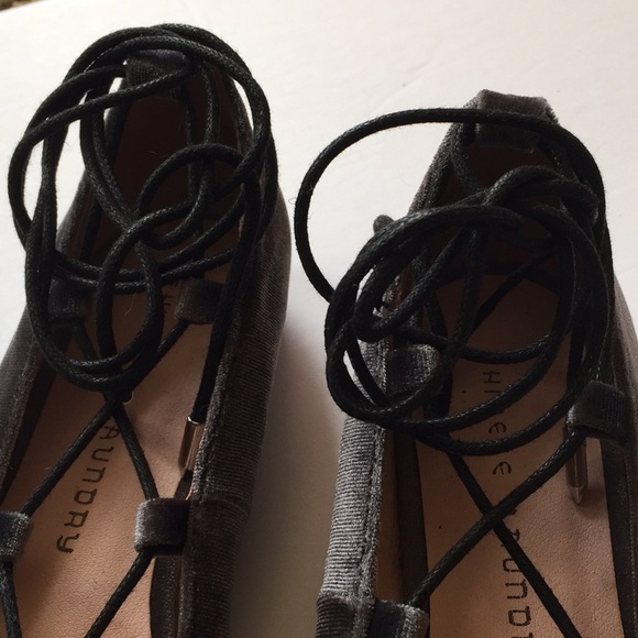 Chinese Laundry Endless Summer Pointed Flats Shoes - Picture 3 of 8